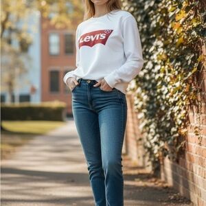 Levi's Women’s Sweatshirt with Batwing Red Logo - Sz L - NWT 58%Cotton